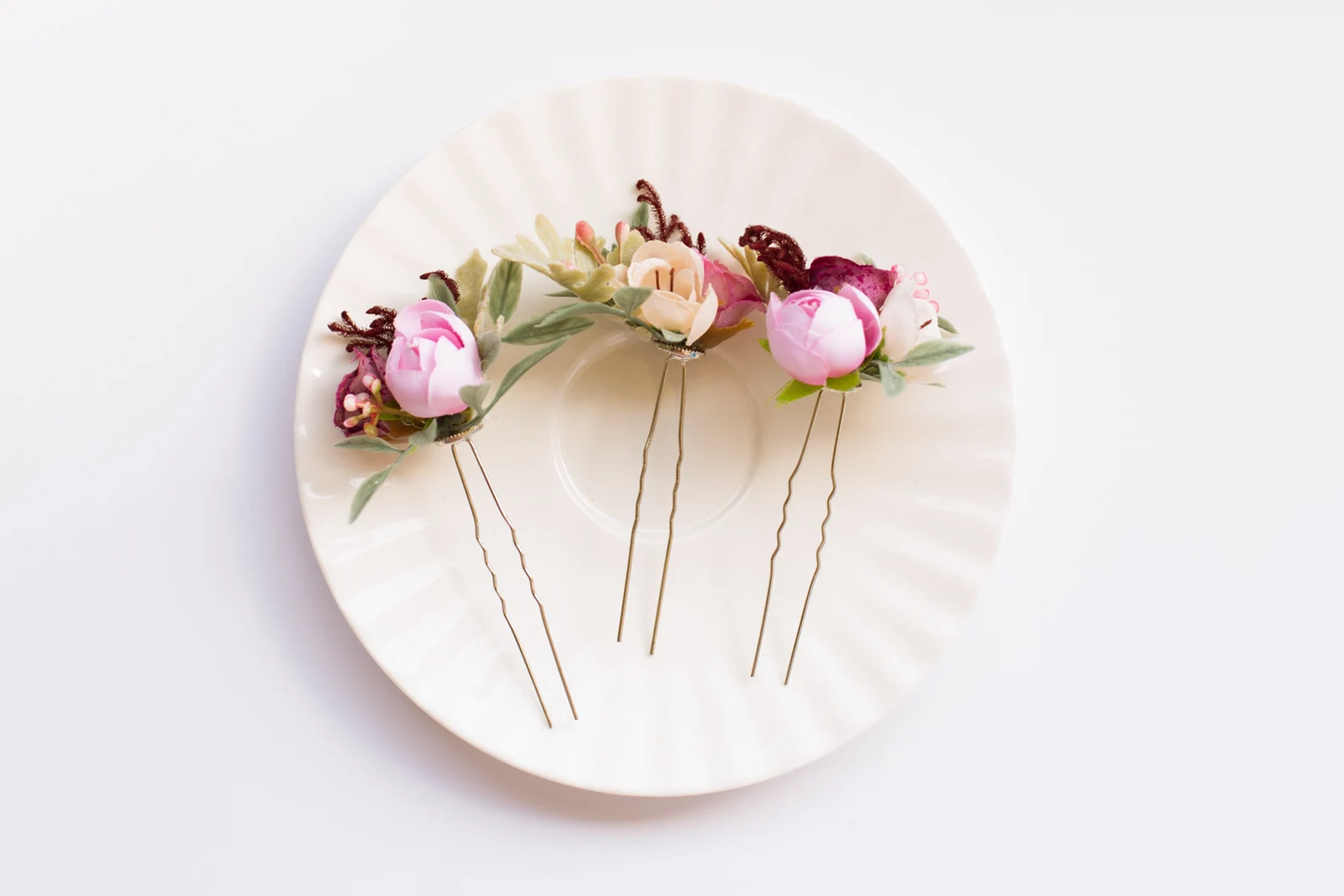 Set of 3 hair bobbi pins with lilac