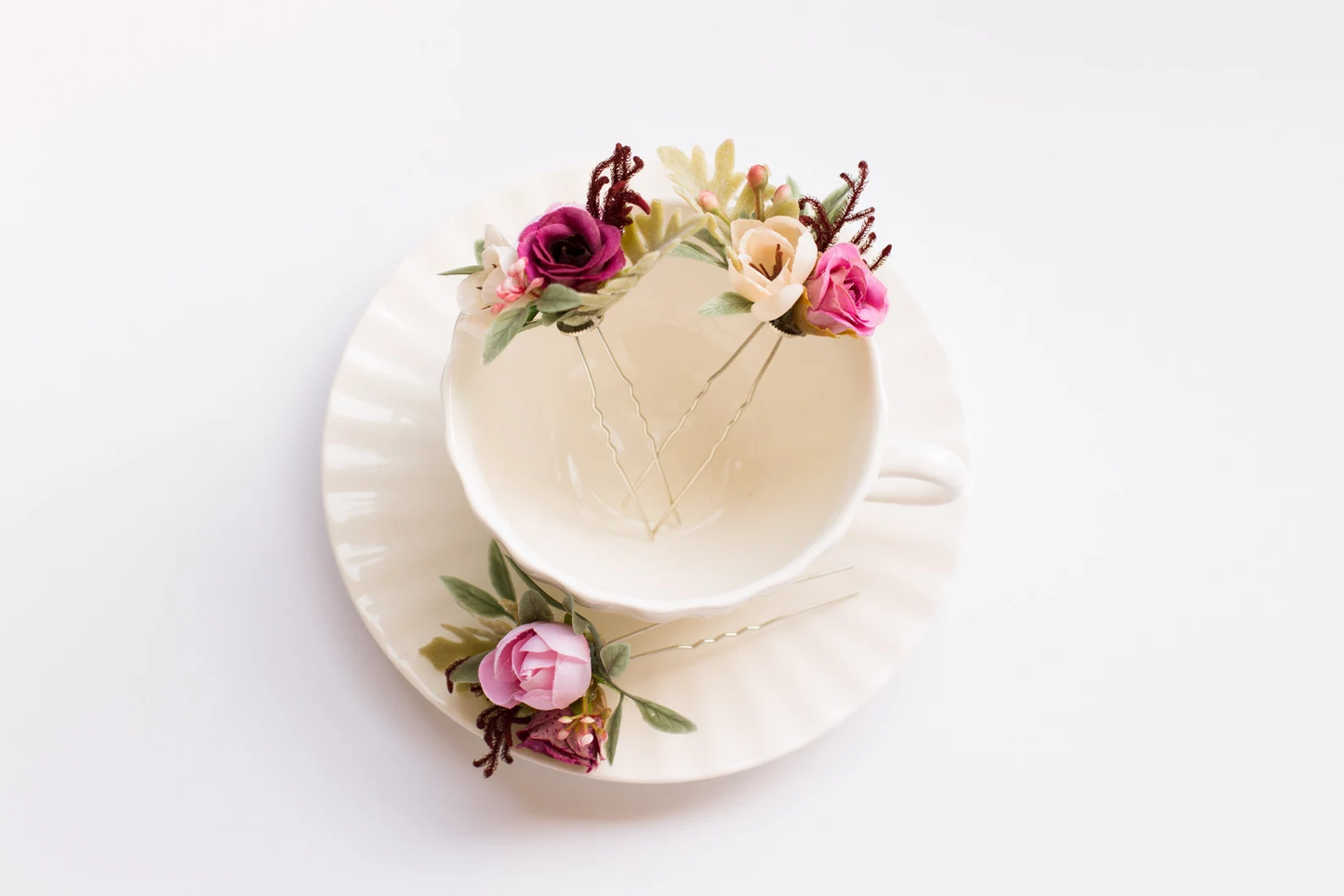 Set of 3 hair bobbi pins with lilac