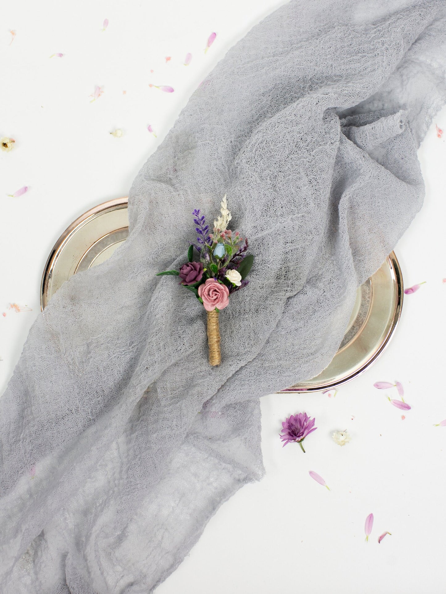 Purple, lavender boutonniere