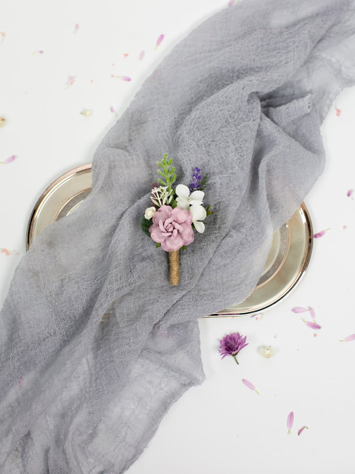 Purple, lavender boutonniere