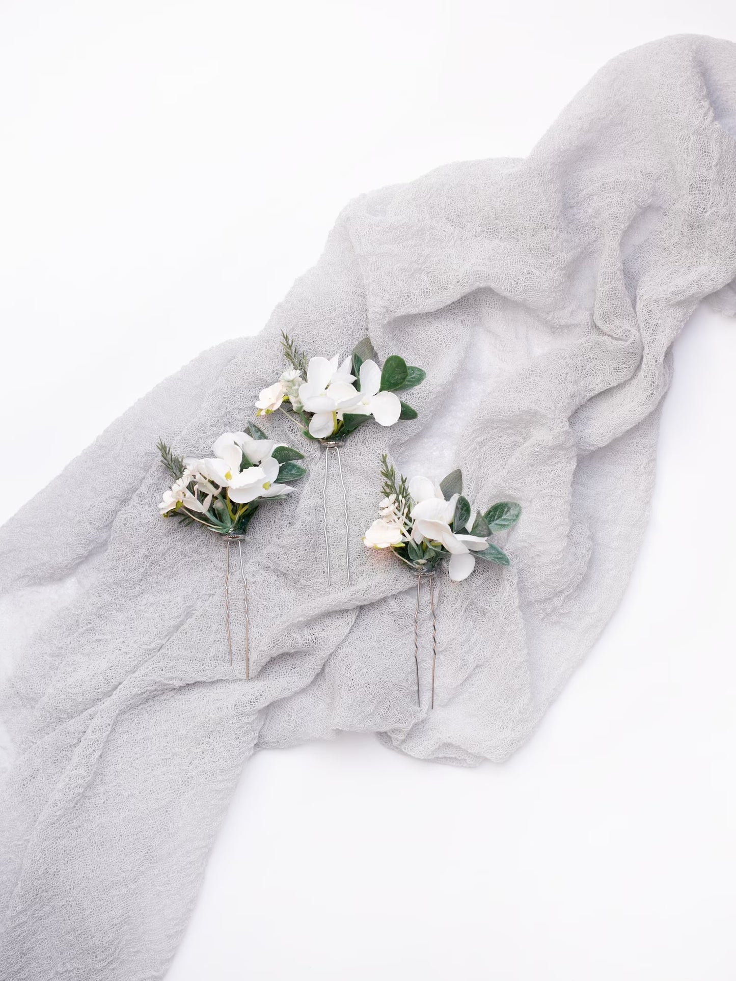 White flower hair pin