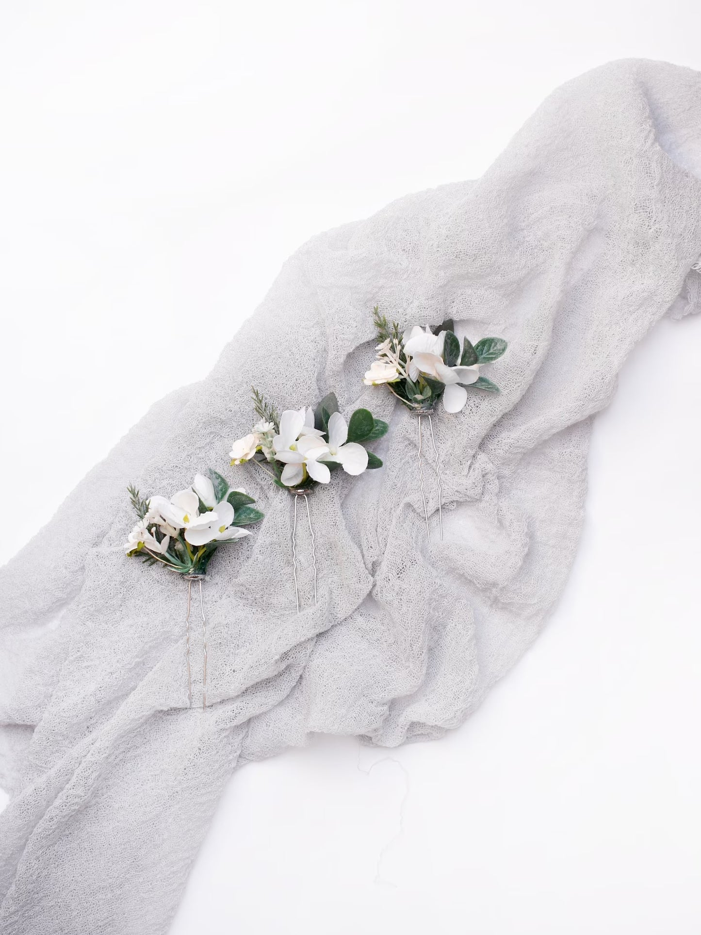 White flower hair pin