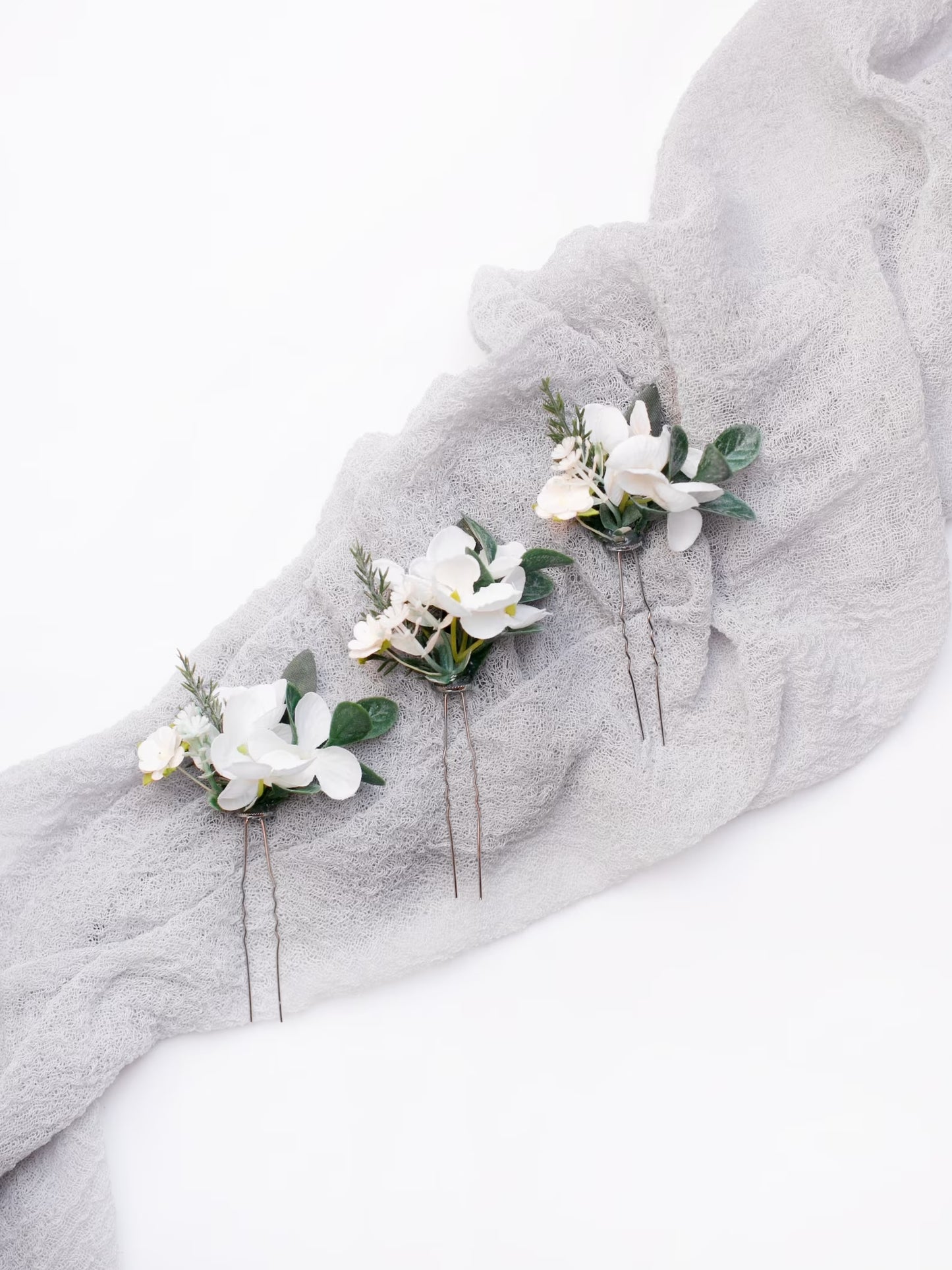 White flower hair pin