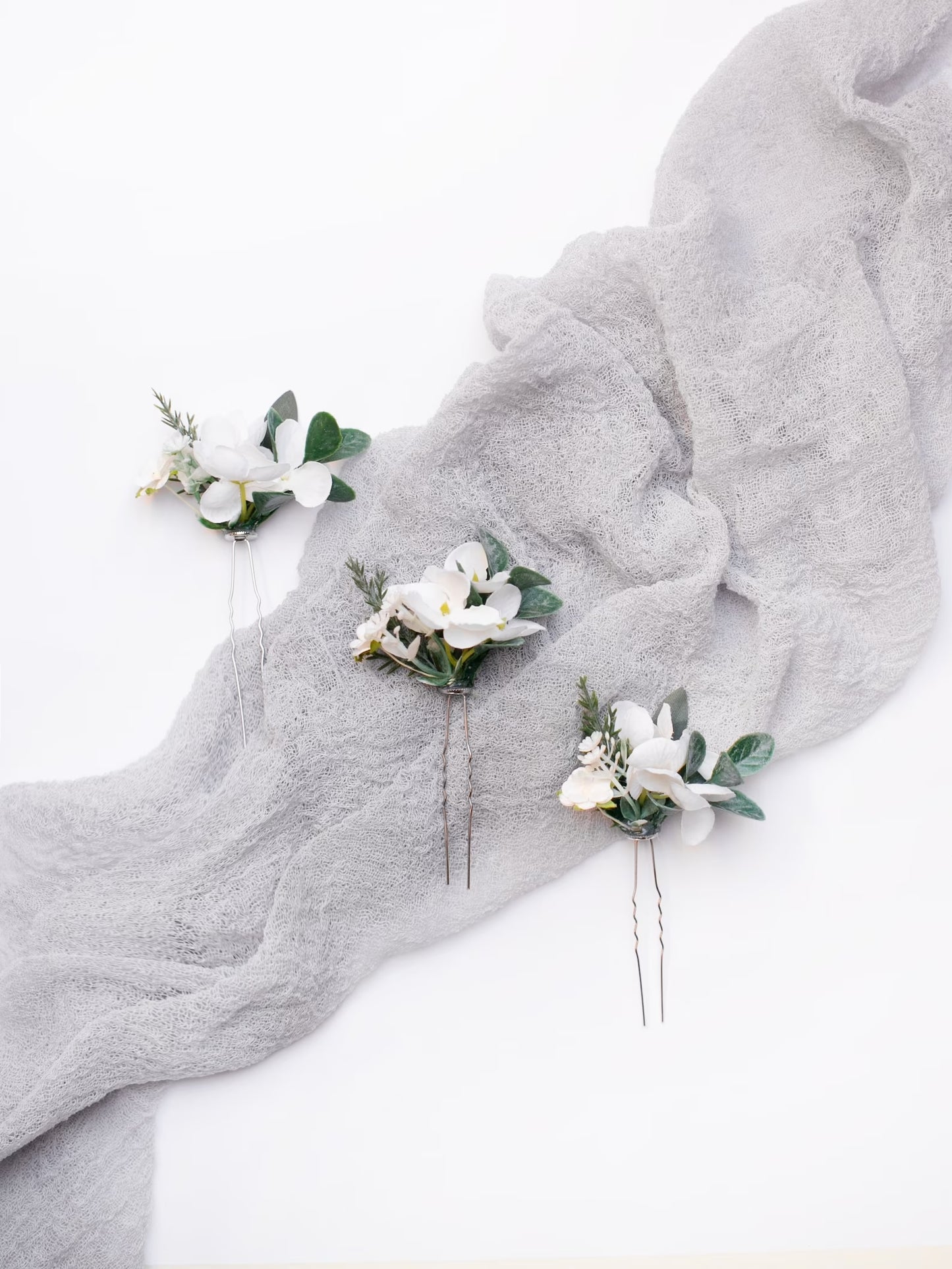 White flower hair pin
