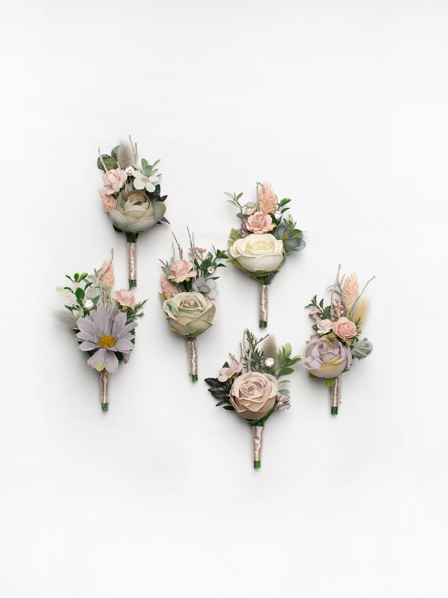 Groom flower boutonniere